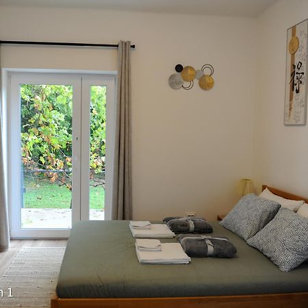 Quiet, Green, Relaxing Place - 2 Bedroom Apartment 블로톤퓌레드 외부 사진