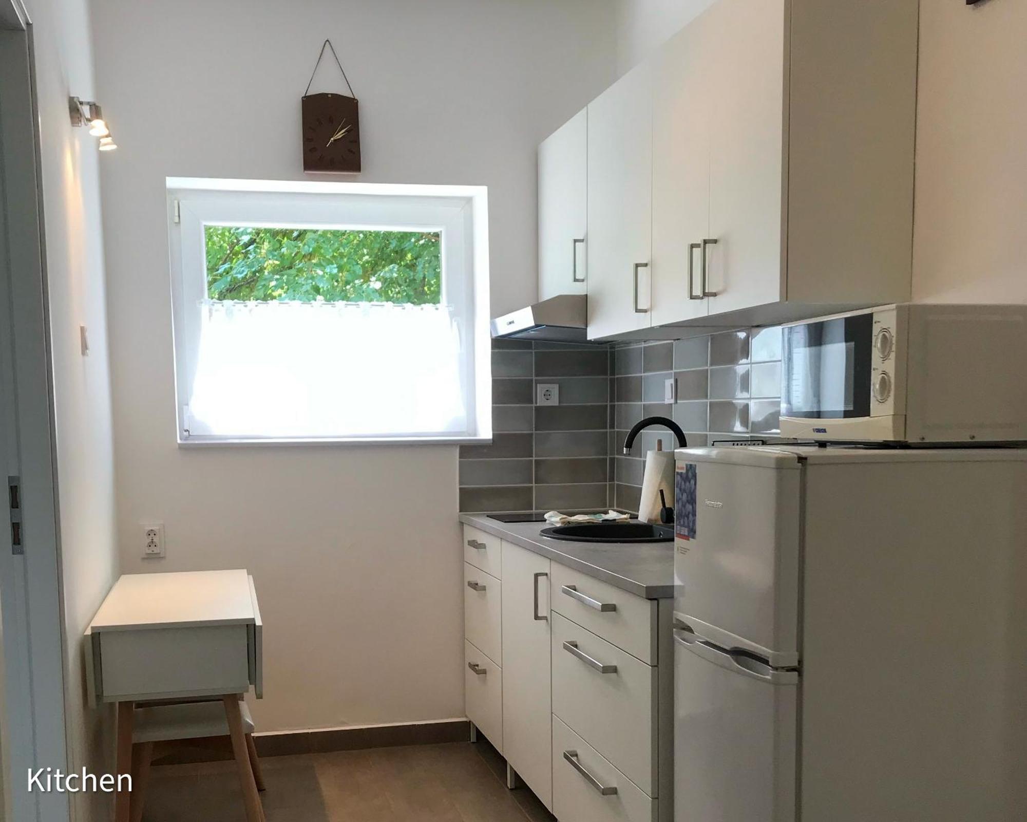 Quiet, Green, Relaxing Place - 2 Bedroom Apartment 블로톤퓌레드 외부 사진